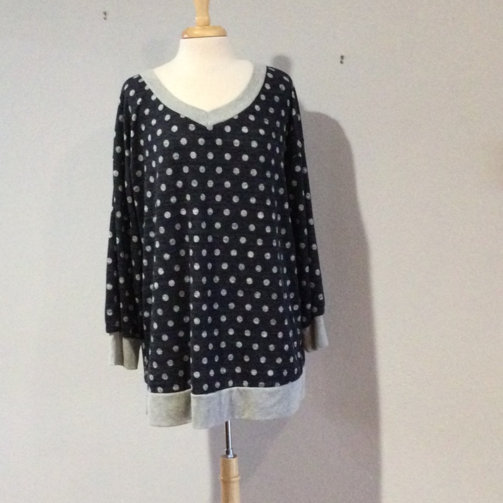 Honeyme Curvy Navy w/Gray Polka-dots Cuff Sleeve V-neck Soft Pullover XXL